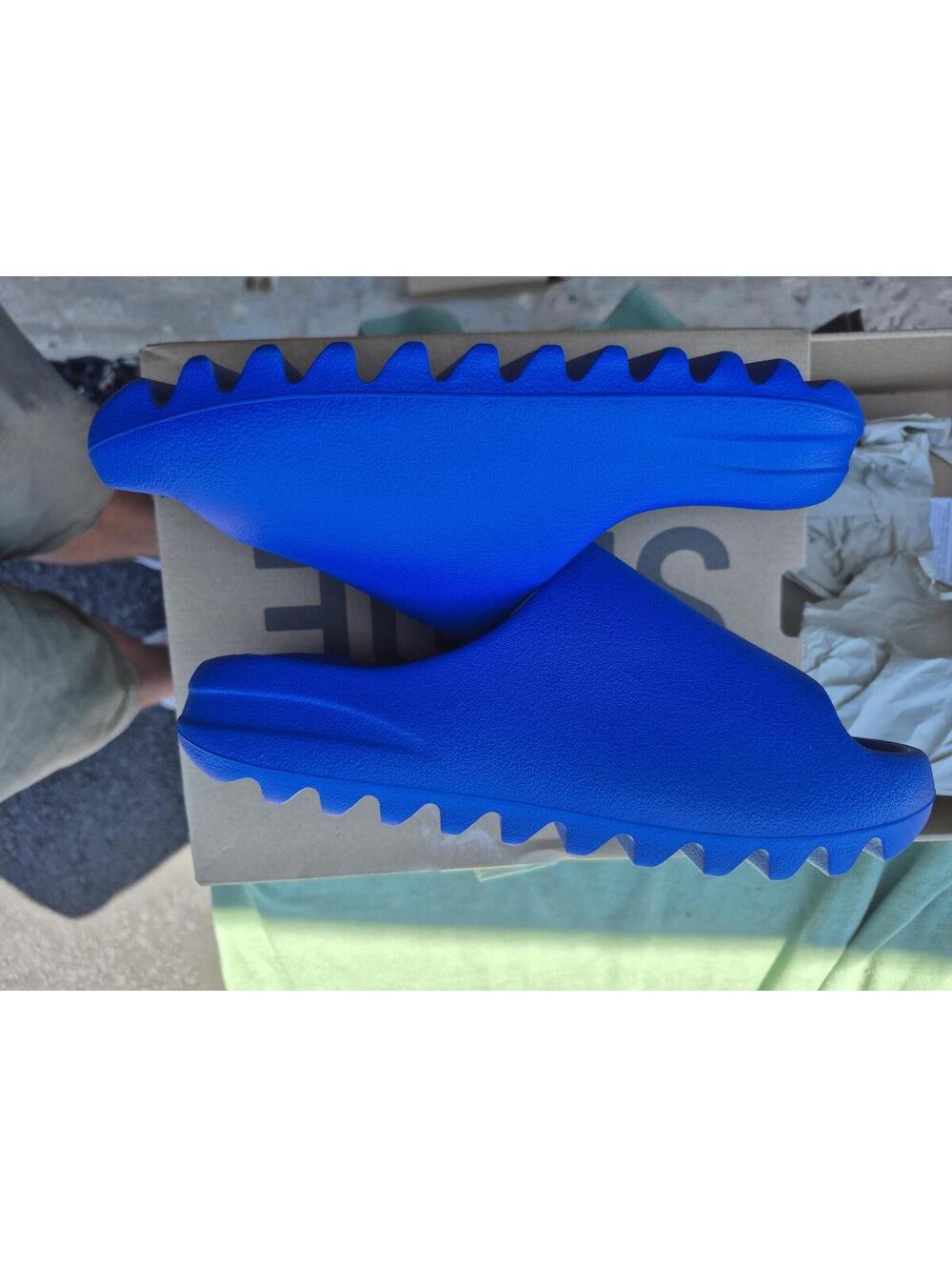 Adidas Yeezy YZY Slide Azure Blue Size 5k Infant New in Box